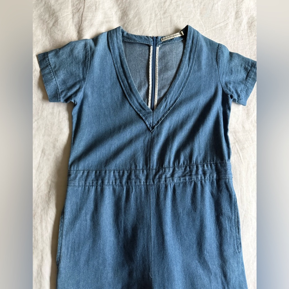 JEANS jumpsuit / Bleu de Travail V neck Sz XS 💙 SHADES OF GREY BY MICAH COHEN 💙